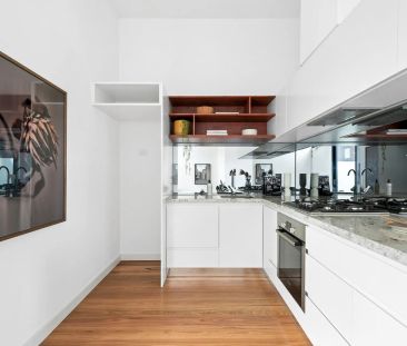 Stylish Apartment in the Heart of Urban Life! - Photo 2