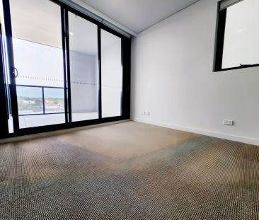 2 bed 2 bath - Photo 6