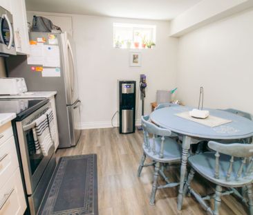 2 BEDROOMS LOWER UNIT IN ST. CATHARINES!!! - Photo 6