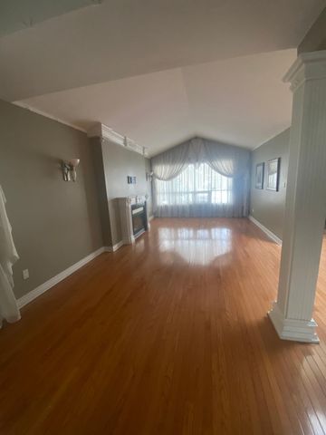 For Lease - 40 Sunnycrest Road, Toronto, Ontario - Photo 4