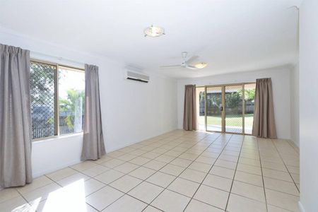 Large Family Home - Photo 4