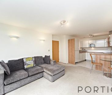 2 bedroom flat to rent - Photo 3