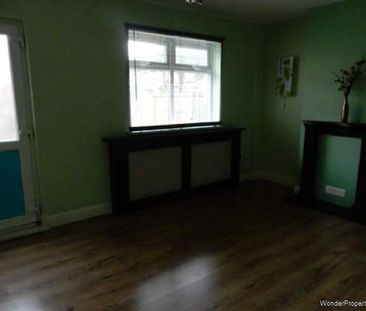 3 bedroom property to rent in London - Photo 2