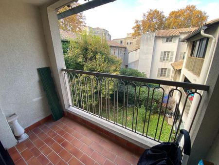 Location Appartement 1 pièce 27m² AVIGNON 84000 - Photo 5