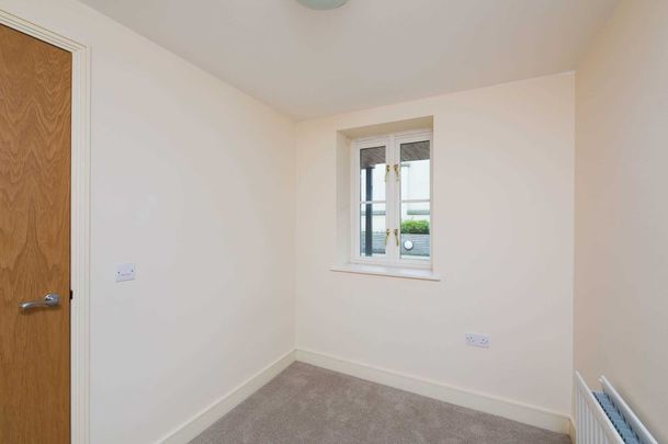 Southgate Street - Photo 1