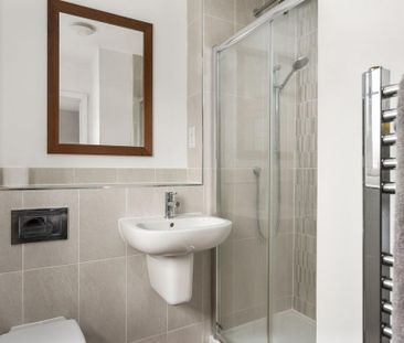 2 bedroom semi-detached house to rent - Photo 2