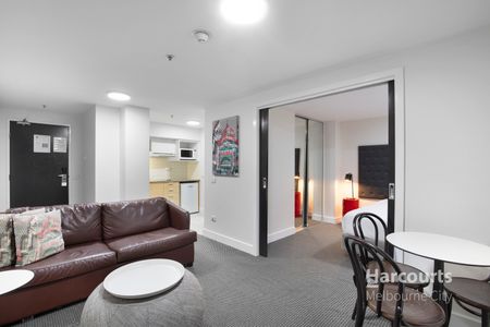 413/318 Little Bourke Street, Melbourne VIC 3000 - Apartment For Rent | Domain - Photo 2