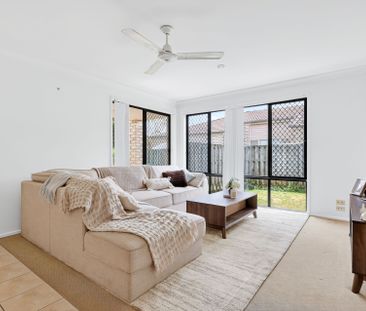 Convenient Living on Aldea Circuit - Photo 2