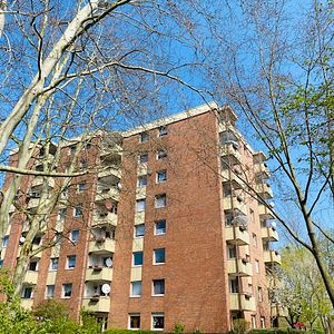 Über den Dächern von Lippstadt mit Parkblick! Freundliche 3-Zimmer-Wohnung mit Balkon - Photo 2