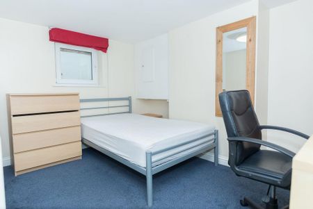 5 bedroom house to rent - Photo 4