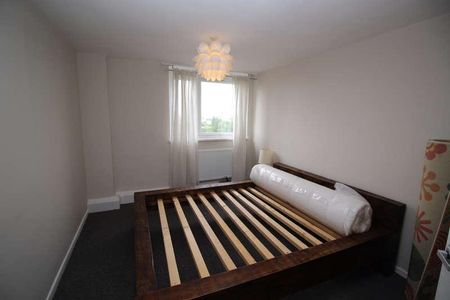 Change Way, Salford, M3 - Photo 2