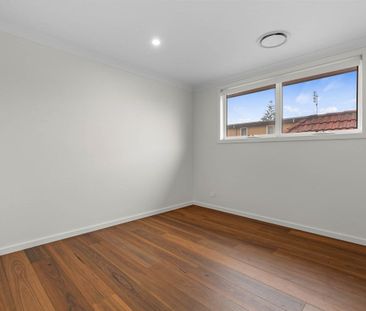 2/18 Waverley Crescent, Bondi Junction, NSW 2022 - Photo 6