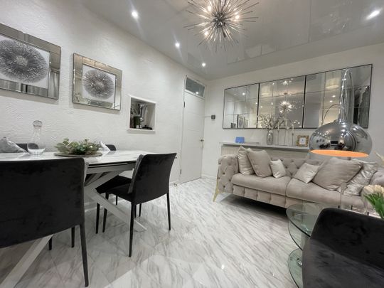 1 Bed Flat, Robert Sutton House, E1 - Photo 1