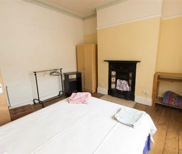 5 Bed - Church Road, Newport, Np19 - Photo 3