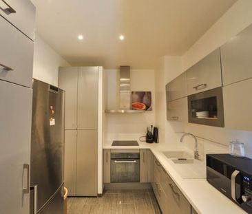 Appartement - Marseille 6ème - Photo 3