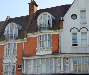 Price £950 pcm - Available 04/04/2026 - Furnished - Photo 3