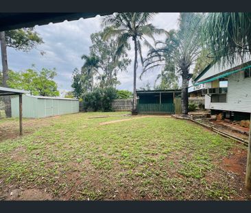 5 Watkins Street, Moranbah, Qld 4744 - Photo 5