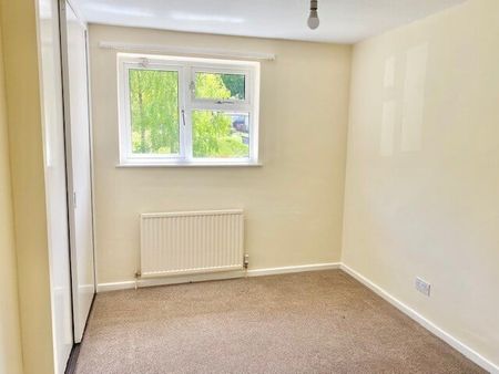 Halton Wood Road, Wendover, AYLESBURY - Photo 2