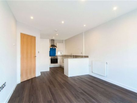 Savills are delighted to offer this modern one bedroom apartment located within Devonshire Place. - Photo 3