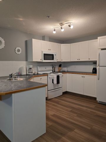 220, 260 Duston Street - Photo 3