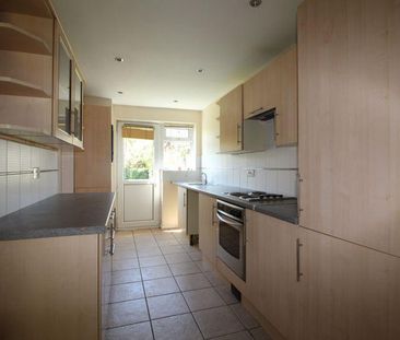 2 bedroom terraced house to rent - Photo 6