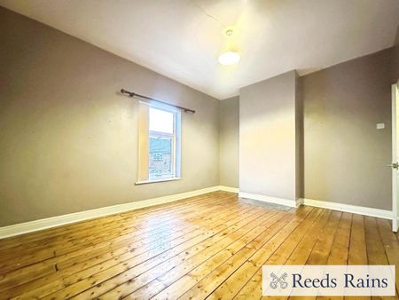 2 bedroom terraced house to rent - Photo 3