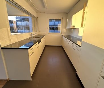 5.5 Zimmer, 190 m², 1. Stock - Photo 5
