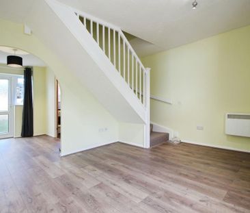 2 bedroom end of terrace house to rent - Photo 1