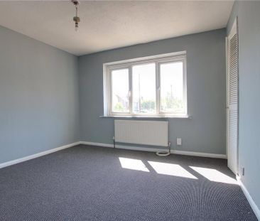 3 bedroom end of terrace house to rent - Photo 6