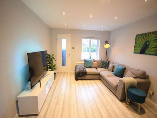 2 bedroom semi-detached house to rent - Photo 1