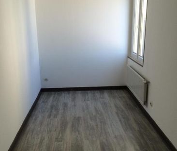 Location Appartement 3 pièces 51m² CHATELLERAULT 86100 - Photo 5