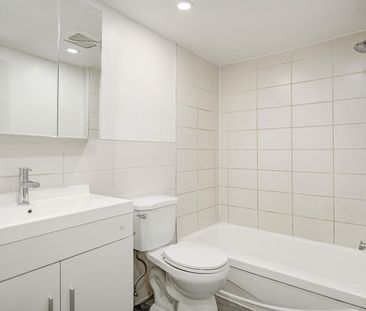 CHÂTEAU LOUIS - Photo 1