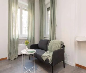 Via Carlo Alberto Pisani Dossi, Milan, Lombardy 20134 - Photo 2