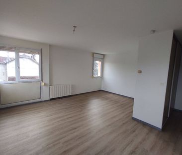 Location appartement 1 pièce 35.4 m² à Bourg-en-Bresse (01000) BEL AIR - Photo 3