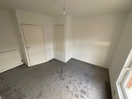 29 Orkney Street, Belfast, BT13 3GR - Photo 4