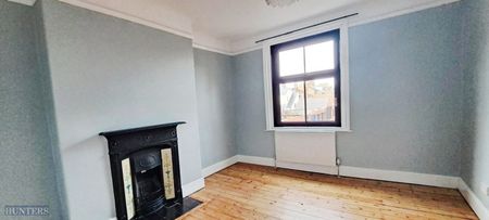 3 bedroom House To Let Total Size: 1292 SQ FT - Photo 5