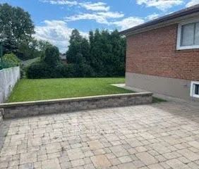 Detached Home For Lease | W9195011 - Photo 2