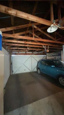 Large Family Home - Photo 5