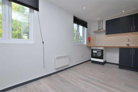 Raymond Crescent, Guildford, Surrey, GU2 - Photo 3