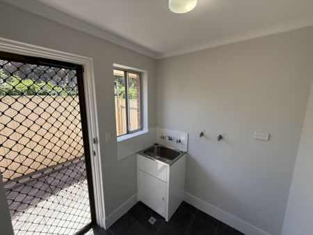 20B Stephen Terrace, ST PETERS - Photo 3