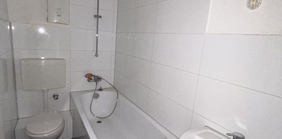 3-Zimmer-Wohnung in Duisburg - Photo 2