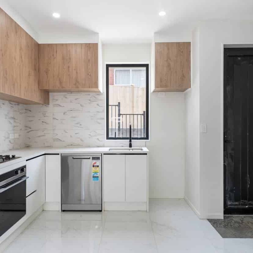 Brand New 4-Bedroom Standalone Home in Mangere - Photo 1