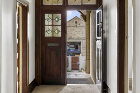 Executive Family Home in the Heart of Battery Point - Photo 3