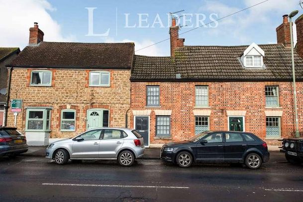 Coxwell Street, Faringdon, SN7 - Photo 1