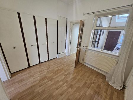 2 Bedroom Terraced House for Rent - Photo 5