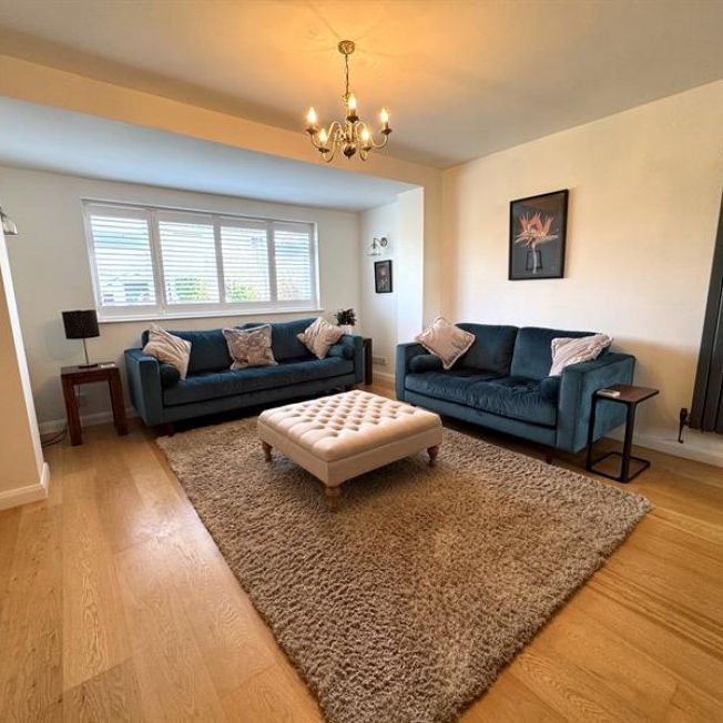 4 Bedroom Detached To Let - Photo 1