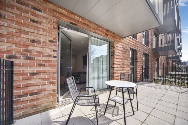 Deptford SE8 - Photo 1