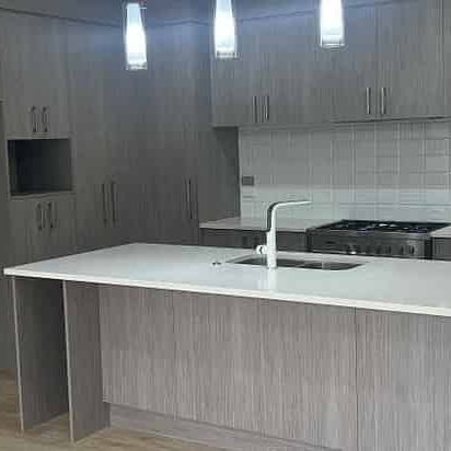 Versatile 4 bedroom family home - Photo 1