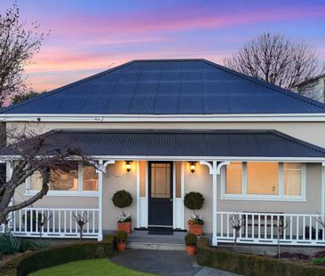 Tidy Two Bedroom - Photo 1