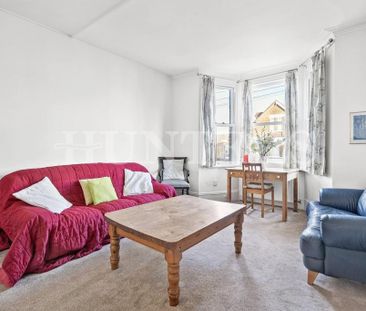 3 bedroom flat to rent - Photo 2